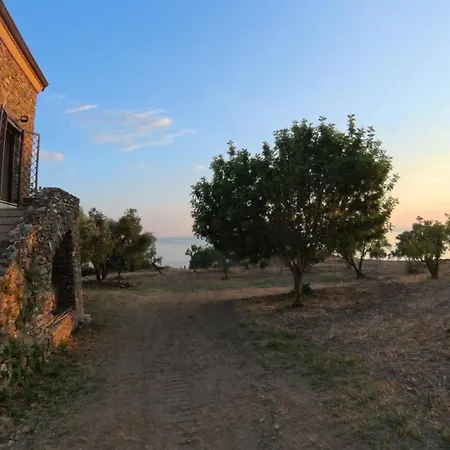 La Formica - Panoramic Stone House With Sea View Lantgård